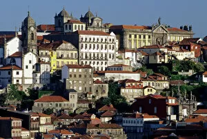 Porto Gallery: Portugal, Oporto (Porto). Historic houses and Cathedral in the Ribeira district
