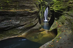 Robinson Falls, also known as Corkscrew Falls, carves through a small gorge of Black Hand Robinson Falls, also known as Corkscrew Falls, carves through a small gorge of Black Hand
