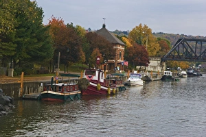 Sailing down The Erie Canel/ Mohark River taking in the country side Sailing down The Erie Canel/ Mohark River taking in the country side