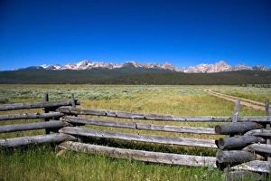 Sawtooth Mountains and rail fence at Stanley Basin, Idaho Sawtooth Mountains and rail fence at Stanley Basin, Idaho