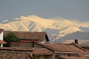 Images Dated 18th October 2011: South America, Peru, Cusco. Rooftops and Mountains