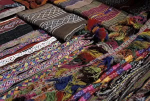 Images Dated 31st January 2005: South America, Peru, famous Pisac market, Peruvian crafts, colorful textiles