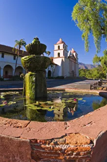 Spanish fountain at the Santa Barbara Mission (Queen of the missions), Santa Barbara Spanish fountain at the Santa Barbara Mission (Queen of the missions), Santa Barbara