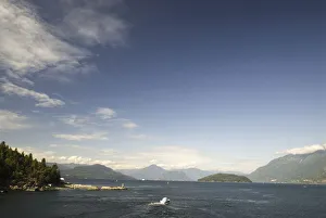 Images Dated 10th September 2006: Strait of Georgia from Ferry between Vancouver and Nanaimo, Strait of Georgia, British Columbia