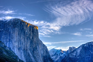 Sun rises. First light on top of El Capitan. Yosemite, California, US Sun rises. First light on top of El Capitan. Yosemite, California, US