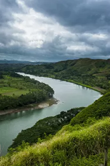 Images Dated 9th July 2011: Tavuni Hill Fort overlooking the Sigatoga river, Viti Levu, Fiji, South Pacific