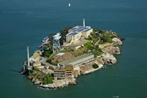 Aerial Photography Gallery: USA, California, San Francisco - Alcatraz Island, former maximum high-security federal prison