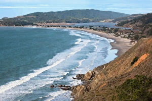 United States Of America Collection: USA, California, San Francisco Bay Area, Marin County, elevated view of Stinson Beach
