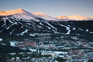 Elevated View Gallery: USA, Colorado, Breckenridge, elevated town view from Mount Baldy, dawn