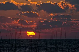USA, Florida, Sarasota, Crescent Beach, Siesta Key, Cloudy Sunset USA, Florida, Sarasota, Crescent Beach, Siesta Key, Cloudy Sunset
