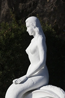 USA, Florida, Weeki Wachee, Weeki Wachee Springs, mermaid statues USA, Florida, Weeki Wachee, Weeki Wachee Springs, mermaid statues