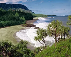 USA, Hawaii, Kauai, Lumahai Beach. Lumahai Beach is one of the many secluded beaches USA, Hawaii, Kauai, Lumahai Beach. Lumahai Beach is one of the many secluded beaches