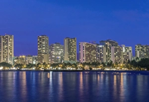 USA, Hawaii, Oahu, Honolulu, Twilight Waikiki USA, Hawaii, Oahu, Honolulu, Twilight Waikiki