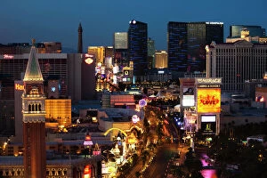 Images Dated 20th April 2011: USA, Nevada, Las Vegas, The Strip, Las Vegas Boulevard, high vantage view, dawn