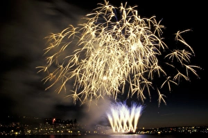 USA, WA, Seattle, Lake Union. 4th of July Fireworks USA, WA, Seattle, Lake Union. 4th of July Fireworks