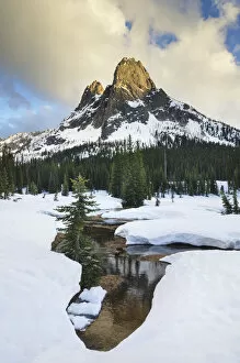 USA, Washington State. Liberty Bell Mountain, Washington Pass, North Cascades