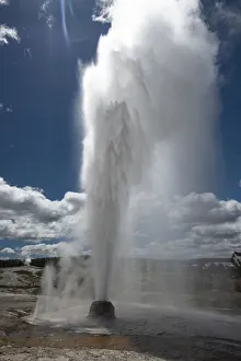 USA, Wyoming. Erupting Beehive Geyser, Upper Geyser Basin, Yellowstone National Park USA, Wyoming. Erupting Beehive Geyser, Upper Geyser Basin, Yellowstone National Park