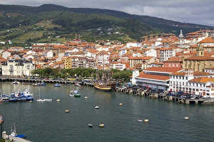 View of the old town and fishing port at Bermeo in the province of Biscay, Basque Country View of the old town and fishing port at Bermeo in the province of Biscay, Basque Country