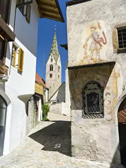 Images Dated 28th April 2012: Villanders (Vilandro) in valley Eisack (isarco), the old town. Europe, Central Europe