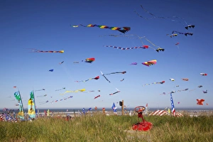 WA, Long Beach, International Kite Festival, Colorful kites WA, Long Beach, International Kite Festival, Colorful kites