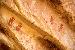 Wash ruins, Painted hand prints at Double Stack Ruin on Cedar Mesa, Utah Wash ruins, Painted hand prints at Double Stack Ruin on Cedar Mesa, Utah