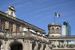 The watchtower known as Caballero Alto of the Chapultepec Castle with the Torre Mayor The watchtower known as Caballero Alto of the Chapultepec Castle with the Torre Mayor