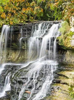 Images Dated 5th October 2015: Waterfall in Upper Michigan