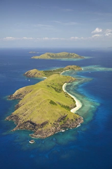 Yanuya Island, (and Tavua Island in background), Mamanuca Islands, Fiji, South Pacific Yanuya Island, (and Tavua Island in background), Mamanuca Islands, Fiji, South Pacific