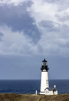 Yaquina Head Lighthouse in Newport, Oregon, USA Yaquina Head Lighthouse in Newport, Oregon, USA