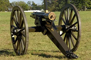 <b class=qtipBold><figcaption>19th-century Gatling gun</figcaption></b><br>Gatling-gun from the late 1800s, an artillery demonstration at Yorktown battlefield, Virginia. Digital photograph<br><em>© N.Carter/North Wind Picture Archives</em> 19th-century Gatling gun