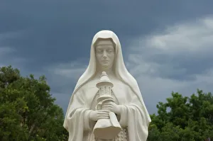 <b class=qtipBold><figcaption>Saint Clare statue</figcaption></b><br>Saint Clare statue, St Francis of Assisi churchyard, Ranchos de Taos, New Mexico. Digital photograph<br><em>© Nancy Carter/North Wind Picture Archives</em> Saint Clare statue