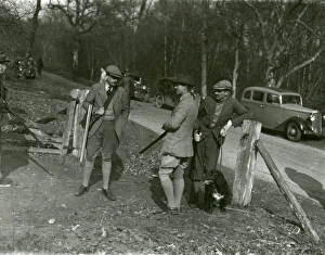 Deer hunters in West Sussex, February 1938 Deer hunters in West Sussex, February 1938