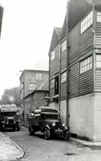 Images Dated 19th January 2012: Sadler & Co. Chichester, 1935