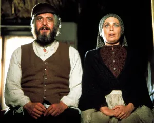 1971 FIDDLER ON THE ROOF Color Print