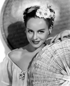 Classic Hollywood Glamour Shots Prints: Paulette Goddard, Paramount Pictures, 1940