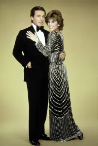Classic Television Series Prints: HART TO HART, from left: Robert Wagner, Stefanie Powers, 1979-84