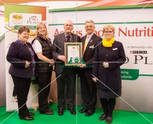 <b class=qtipBold><figcaption>Photocall KCAI</figcaption></b><br><em>© Roger Sjolstad / The Kennel Club</em> Photocall KCAI