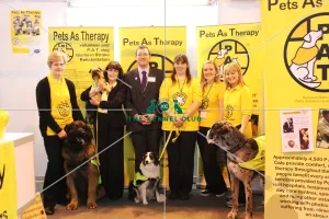 <b class=qtipBold><figcaption>trade stand</figcaption></b><br>trade stand pets as therapy stand<br><em>© Jess Clark / The Kennel Club</em> trade stand