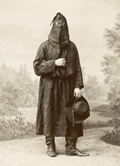 Costume worn by members of the Brotherhood of Mercy when dealing with victims of the plague Costume worn by members of the Brotherhood of Mercy when dealing with victims of the plague