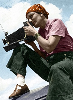 DOROTHEA LANGE (1895-1965). American photographer. Photograph by Paul Taylor, 1934 DOROTHEA LANGE (1895-1965). American photographer. Photograph by Paul Taylor, 1934
