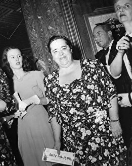 ELSA MAXWELL (1883-1963). American columnist, songwriter and professional party-giver ELSA MAXWELL (1883-1963). American columnist, songwriter and professional party-giver