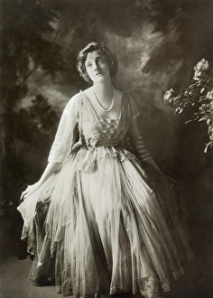 ELSIE JANIS (1889-1956). American actress. Photographed in the title role of " ELSIE JANIS (1889-1956). American actress. Photographed in the title role of "
