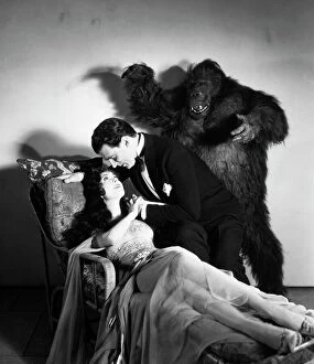 Images Dated 10th January 2008: THE GORILLA, 1930. Lila Lee in the 1930 version of The Gorilla