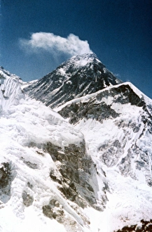 Images Dated 9th June 2010: Himalayas: Mount Everest