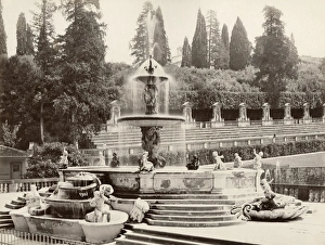 ITALY: FLORENCE. The Fontana del Carciofo (Artichoke Fountain) designed by Giovanni ITALY: FLORENCE. The Fontana del Carciofo (Artichoke Fountain) designed by Giovanni