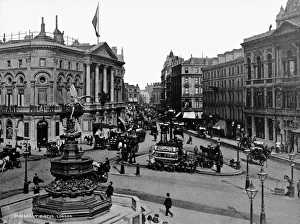 LONDON: PICCADILLY CIRCUS. View of Piccadilly Circus, London, England LONDON: PICCADILLY CIRCUS. View of Piccadilly Circus, London, England