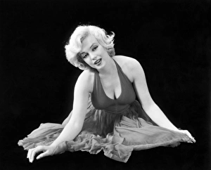 <b class=qtipBold><figcaption>MARILYN MONROE (1926-1962)</figcaption></b><br>MARILYN MONROE (1926-1962). American cinema actress.<br><em>© none</em> MARILYN MONROE (1926-1962)