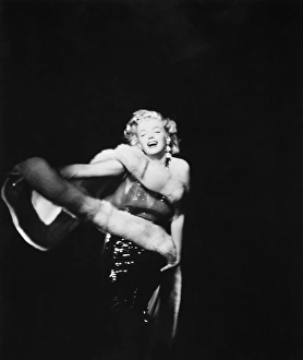 <b class=qtipBold><figcaption>MARILYN MONROE (1926-1962)</figcaption></b><br>MARILYN MONROE (1926-1962). American cinema actress.<br><em>© none</em> MARILYN MONROE (1926-1962)
