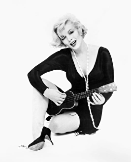 <b class=qtipBold><figcaption>MARILYN MONROE (1926-1962)</figcaption></b><br>MARILYN MONROE (1926-1962). American cinema actress.<br><em>© none</em> MARILYN MONROE (1926-1962)