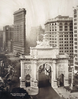 NEW YORK, c1919. Birds eye view of Victory Arch and Flatiron building, New York City NEW YORK, c1919. Birds eye view of Victory Arch and Flatiron building, New York City